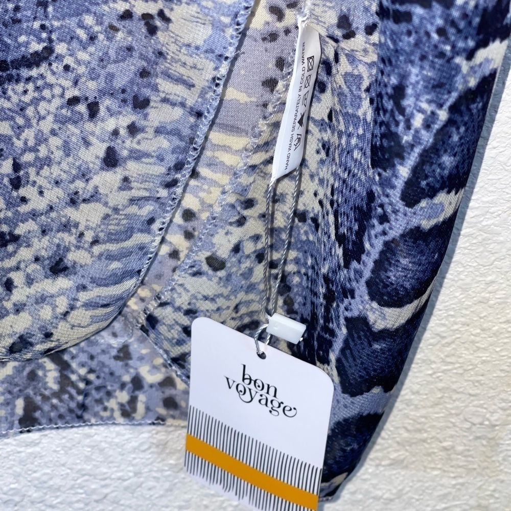 NWT- Bon Voyage snake skin patterned cover up. One size. - Picture 6 of 8